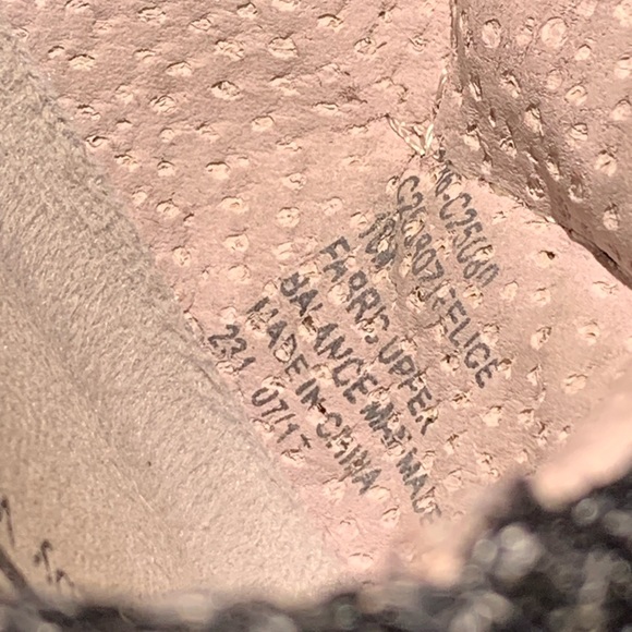 Cliffs by white mountain size 10 Black slip on slipper looks flats - Picture 6 of 7